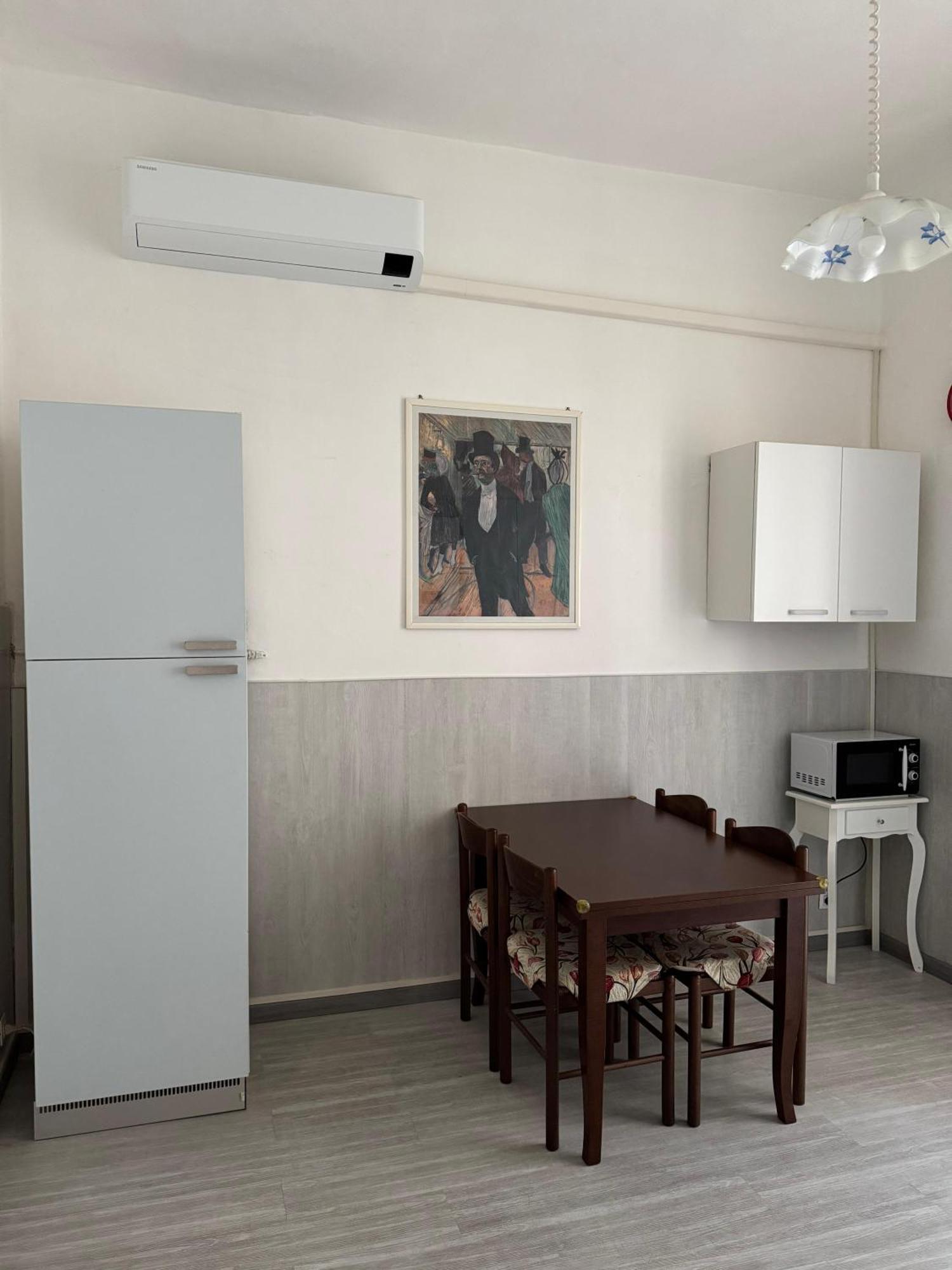 Savona Casa Vacanze Vicino Mare 3 Minuti Wifi Ngoại thất bức ảnh